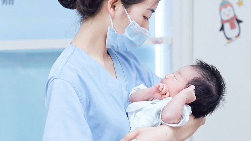 揭秘母婴护理服务：项目解析与价格考量